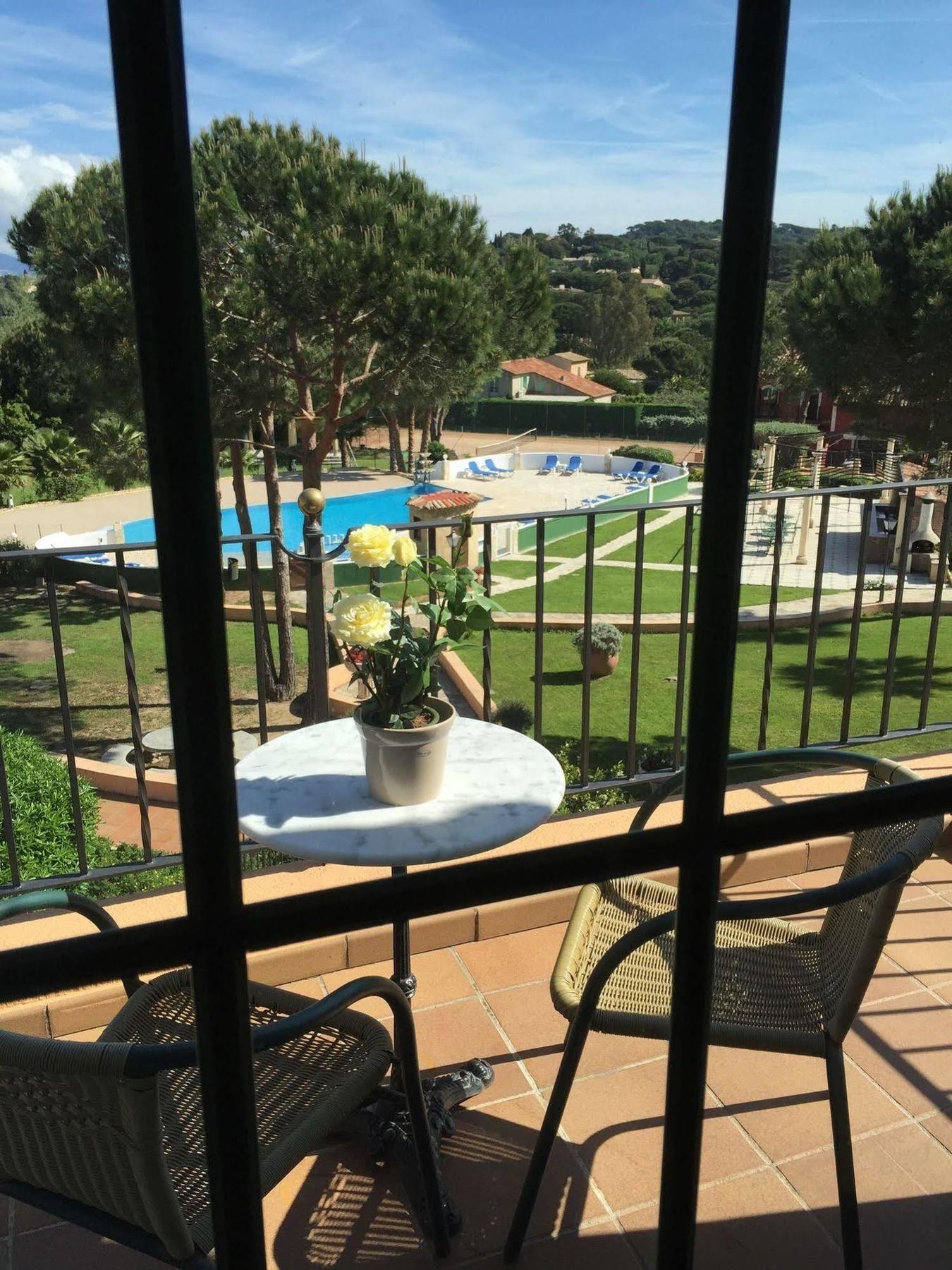 Hotel La Romarine Ramatuelle Luaran gambar