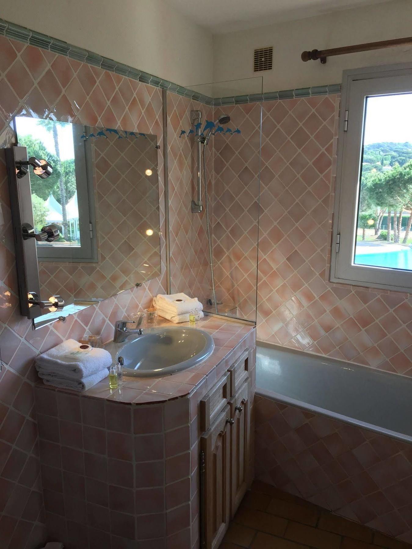 Hotel La Romarine Ramatuelle Luaran gambar